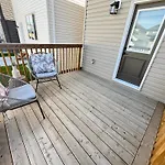 Exquisite Oasis With 3 King Beds,Airport,Disney